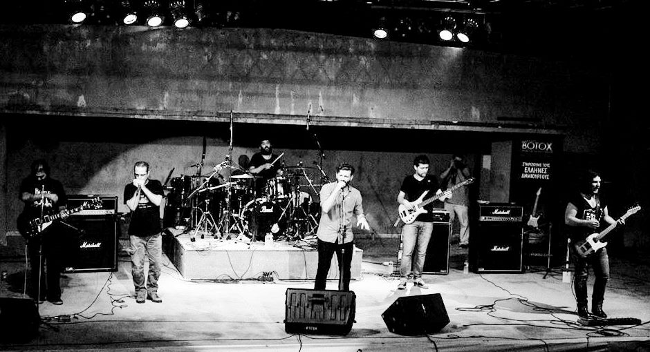 plues one blues1